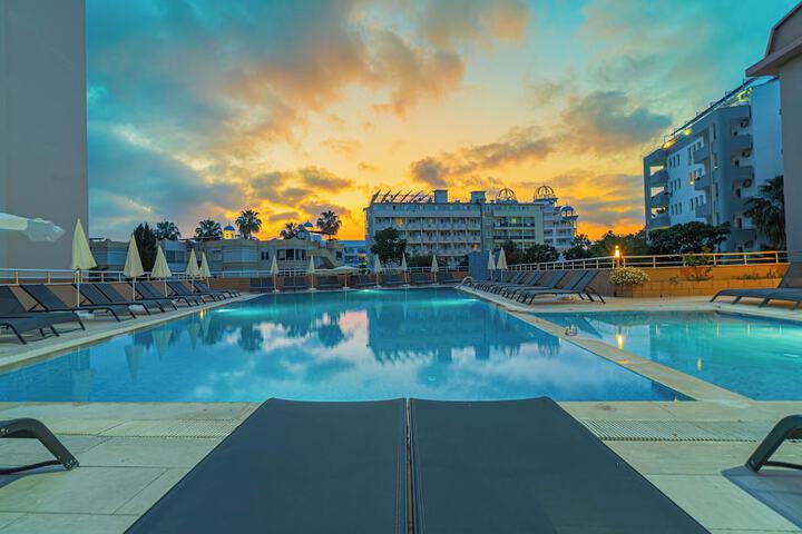 Hotel 56 of 74