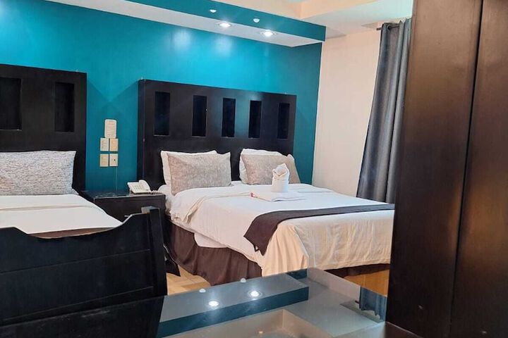 Room 16 of 37
