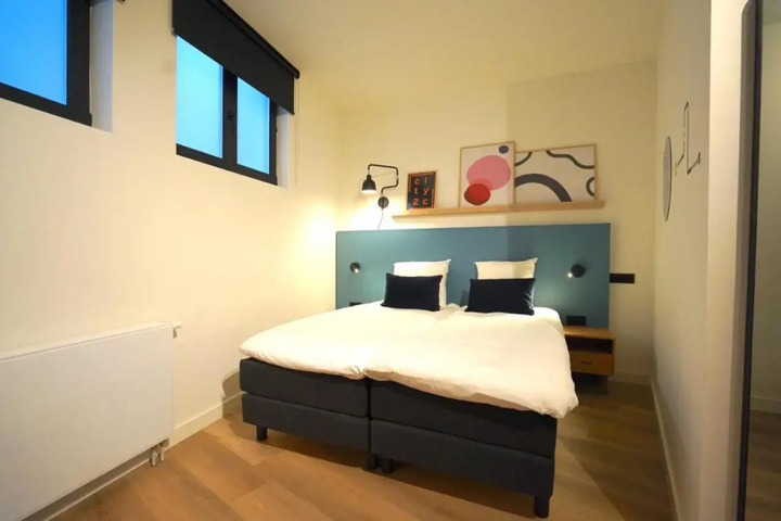 Room 5 of 14