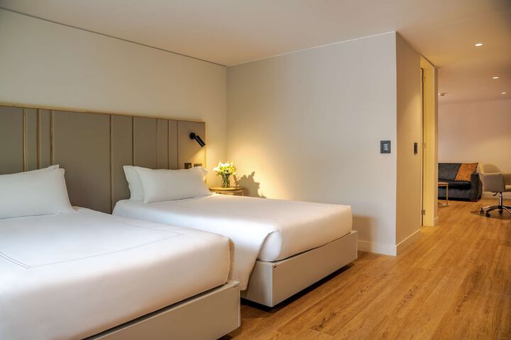 Room 5 of 37
