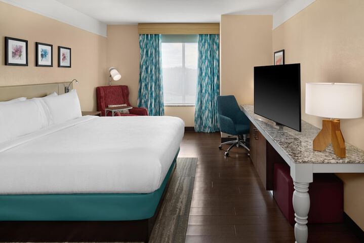 Room 10 of 43