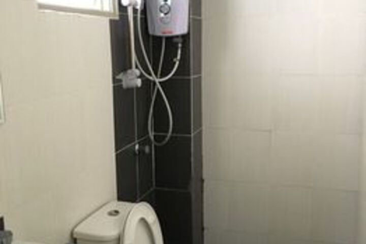 Room 3 of 12