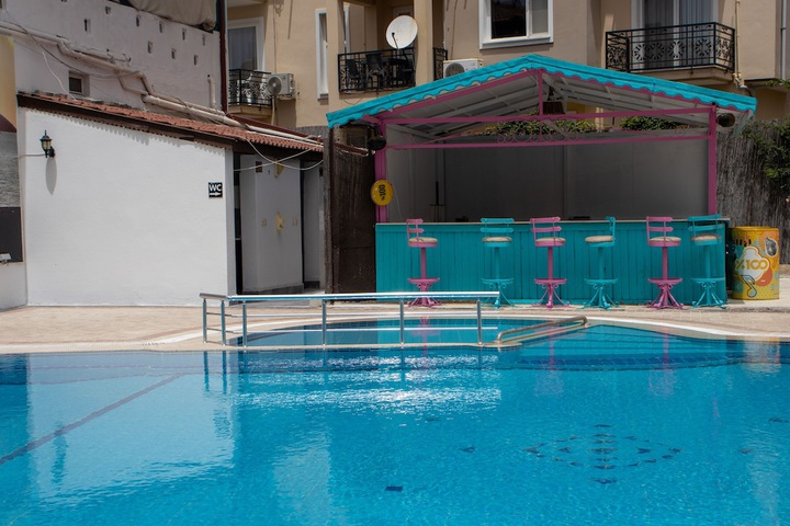 Pool 43 of 105