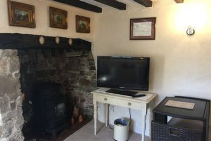 Room 16 of 23