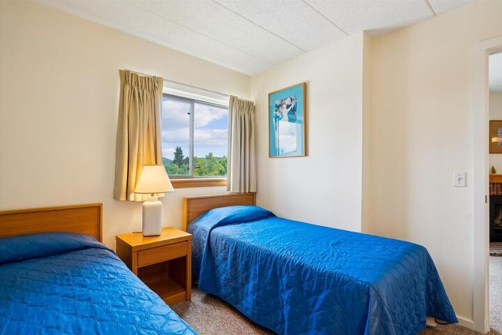 Room 8 of 58