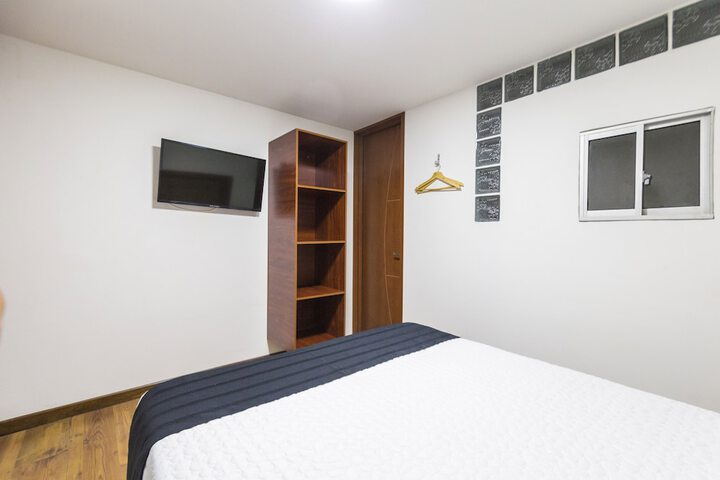 Room 19 of 116