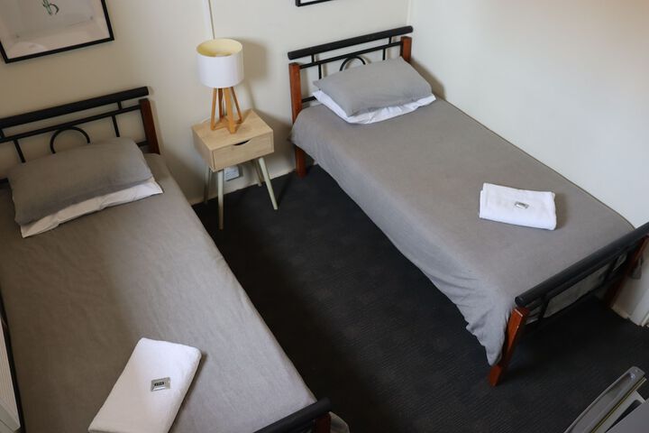 Room 6 of 29