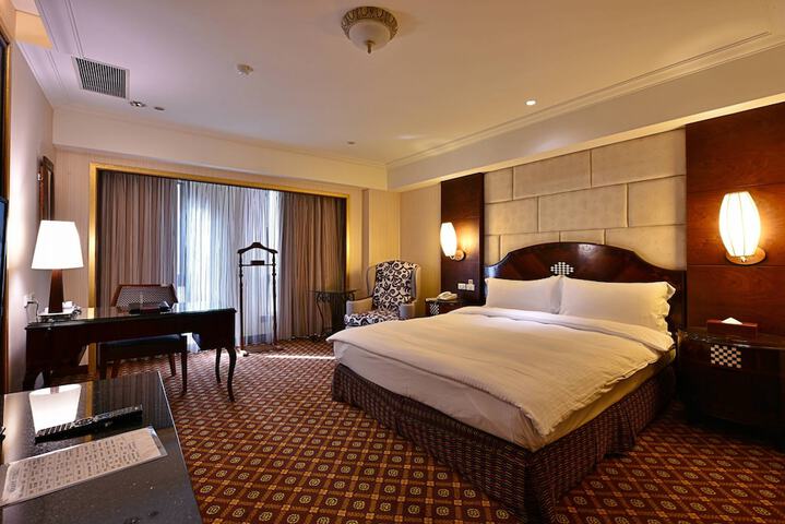 Room 47 of 164