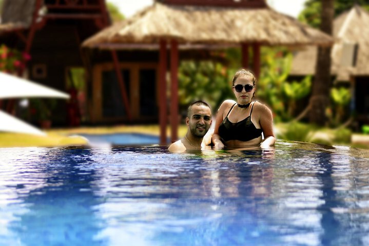 Hotel Pool
