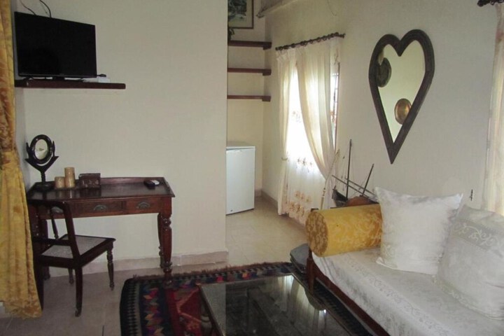 Room 5 of 21