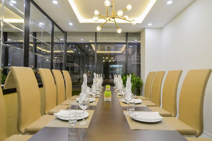 Dining 67 of 92