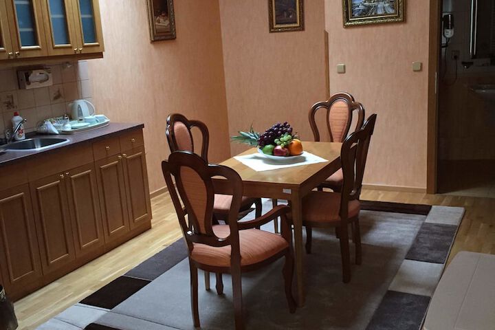 Dining Photos