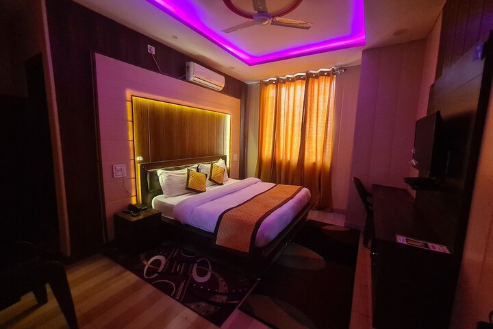 Room 21 of 45