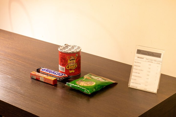 Room 60 of 183