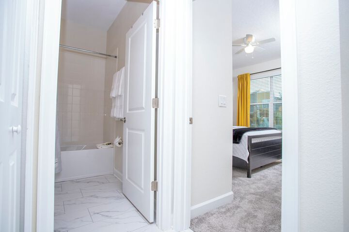 Room 10 of 64