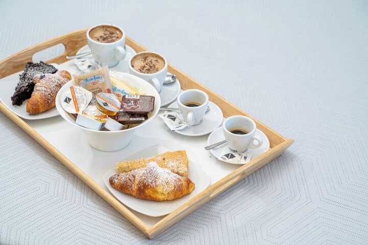 Dining Photos