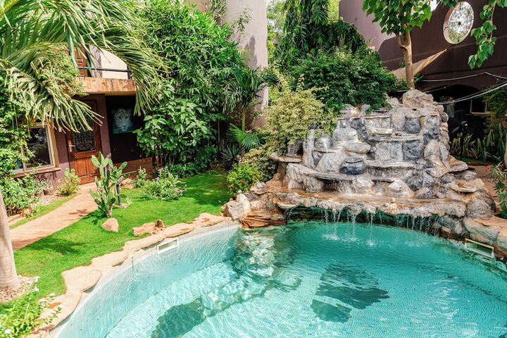 Pool 35 of 49