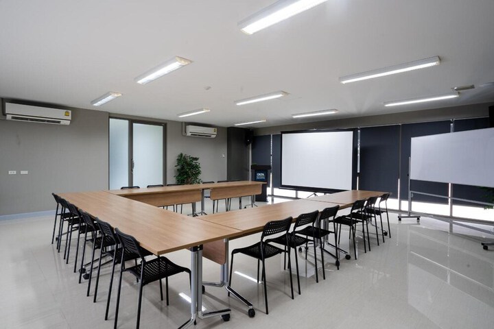 Meeting 28 of 32