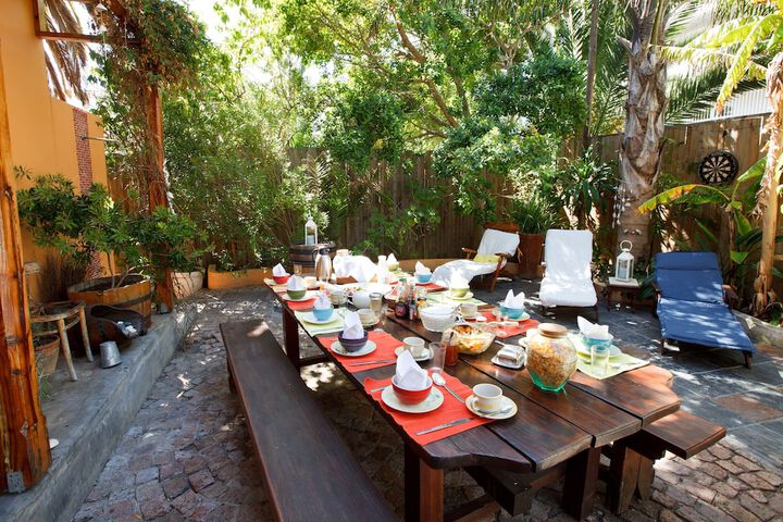 Dining 52 of 55