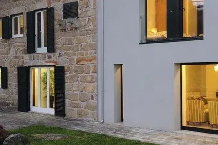 CASA DA PORTELA