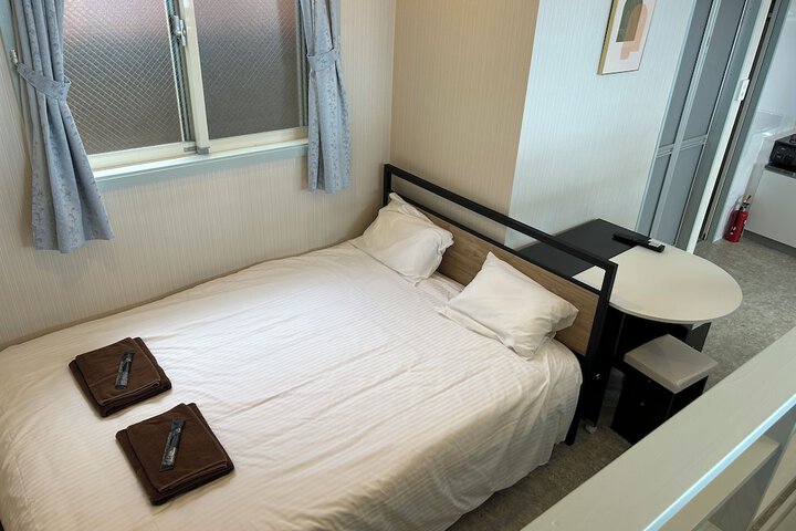 Room 19 of 82