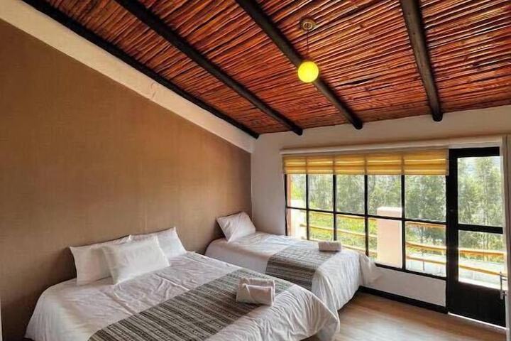Room 3 of 38
