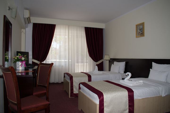 Room 5 of 55