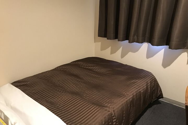 Room 7 of 45