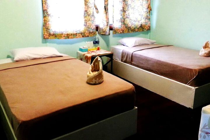 Room 3 of 22