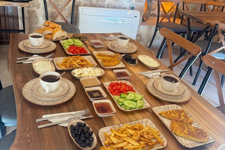 Dining 57 of 63