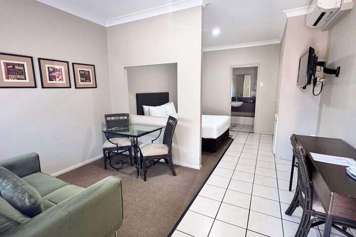 Room 15 of 46