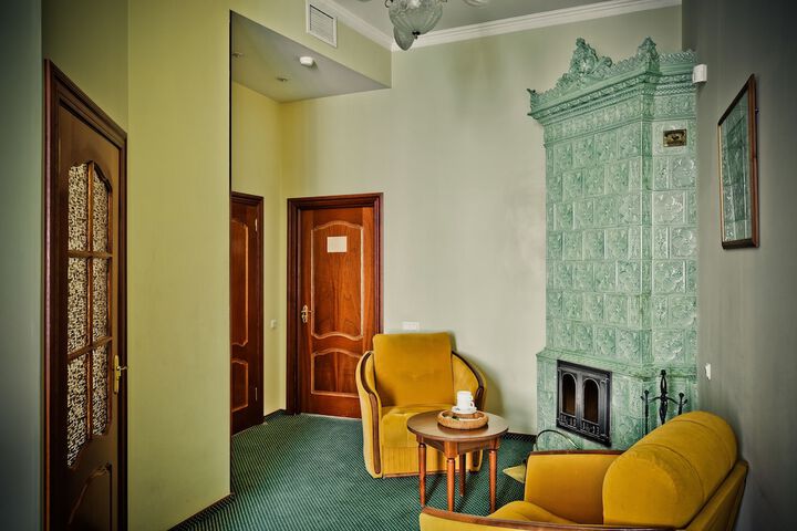 Room 20 of 34