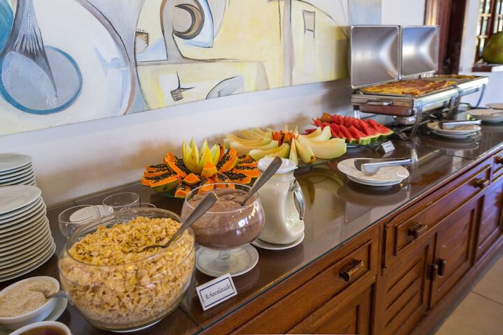 Breakfast/Coffee Service 15 of 22