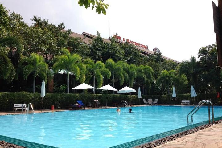 Pool 49 of 54