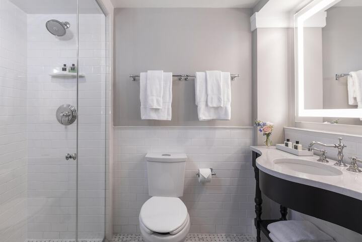 Room 20 of 49