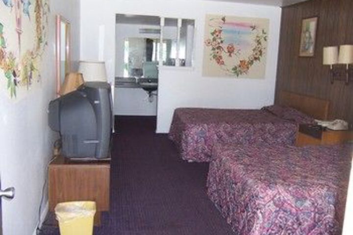 Room 36 of 38