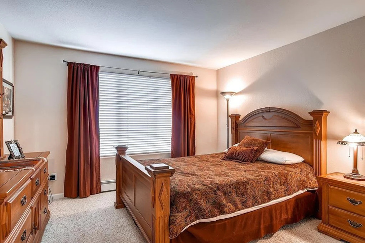 Room 5 of 20