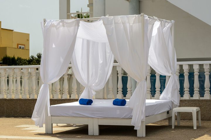 Sundeck