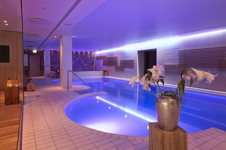 Spa 51 of 81