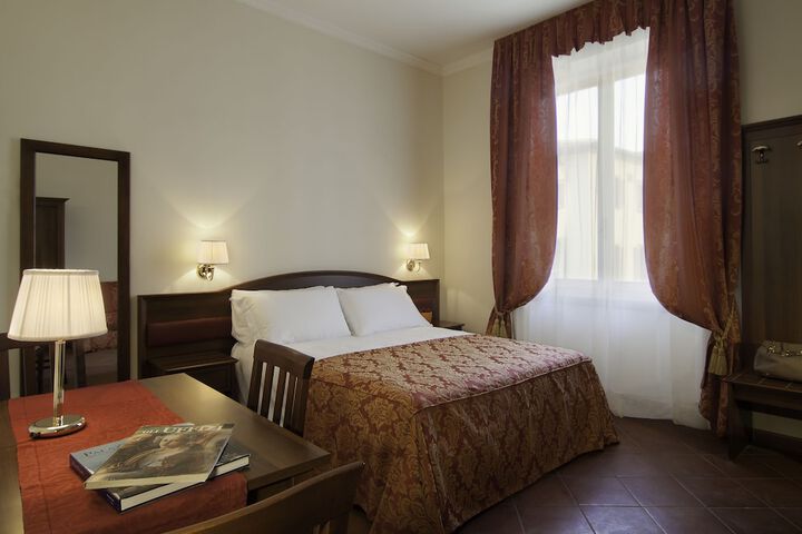 Room 9 of 54