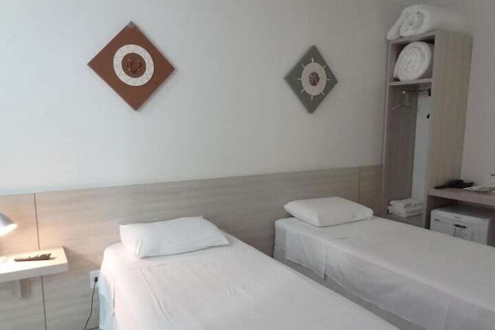 Room 16 of 20
