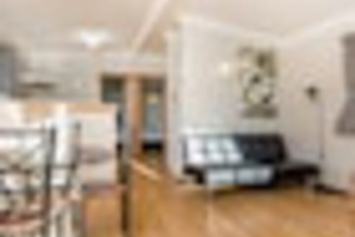 Room 2 of 36