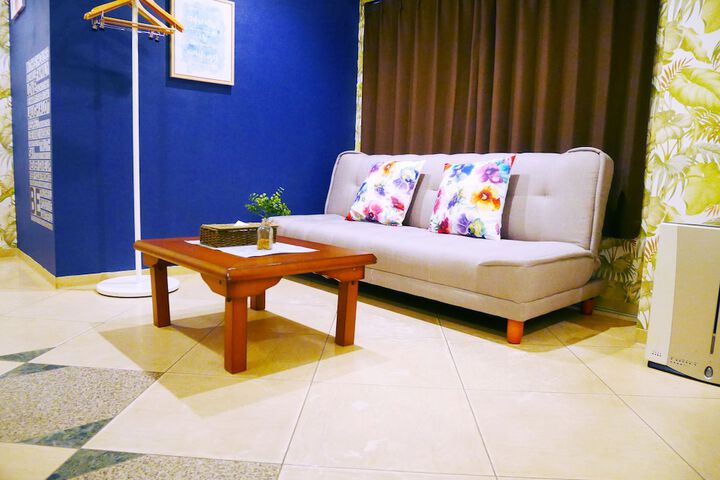 Room 42 of 62
