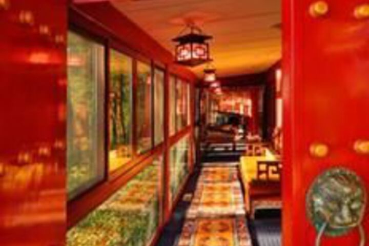 Ballroom/Hall 10 of 18