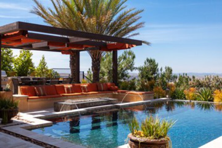 Pool 43 of 70