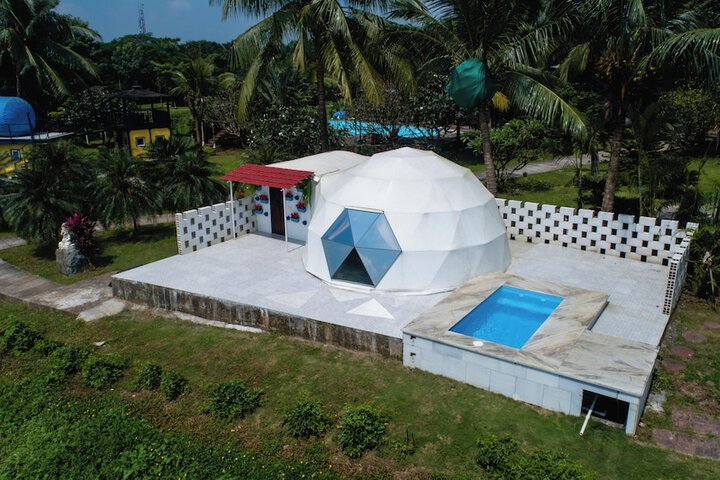 Pool 100 of 119