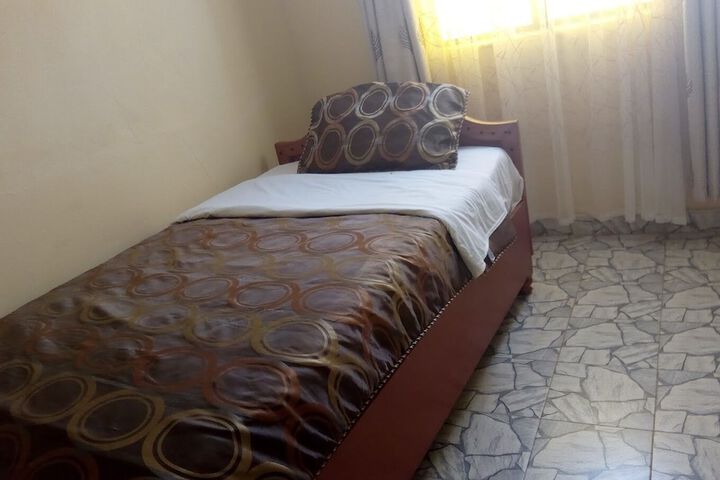 Room 5 of 60
