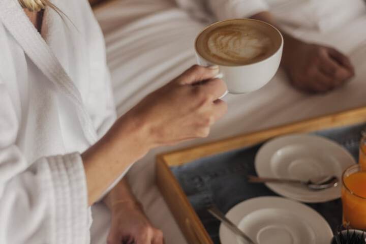Breakfast/Coffee Service 90 of 123