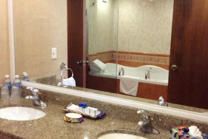 Photo 8