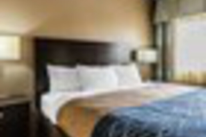 Room 50 of 213
